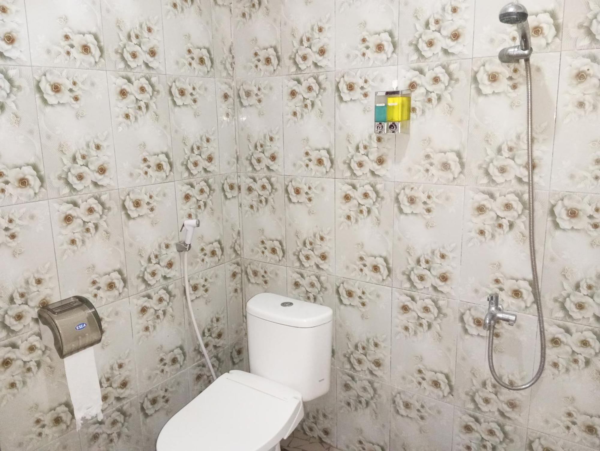Wl Guesthouse Labuan Bajo Zewnętrze zdjęcie